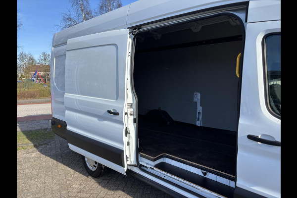 Ford Transit 350 2.0 TDCI L4H3 Trend 130pk | SCI  | Groot scherm | Stoelverwarming |  Trekhaak