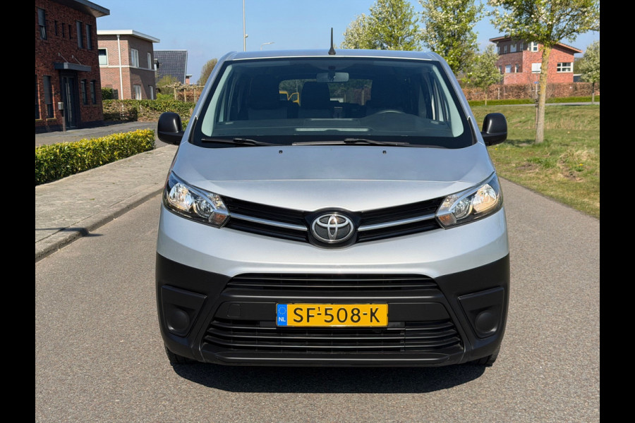 Toyota Proace Shuttle 1.6 D-4D Cool Comfort Long 9 persoons | pano | Airco | Cruise | Radio |