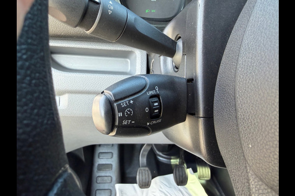 Toyota Proace Shuttle 1.6 D-4D Cool Comfort Long 9 persoons | pano | Airco | Cruise | Radio |