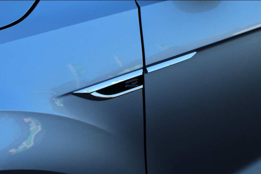 Volkswagen T-Roc 1.5 TSI 150pk R-Line DSG7 Panoramadak