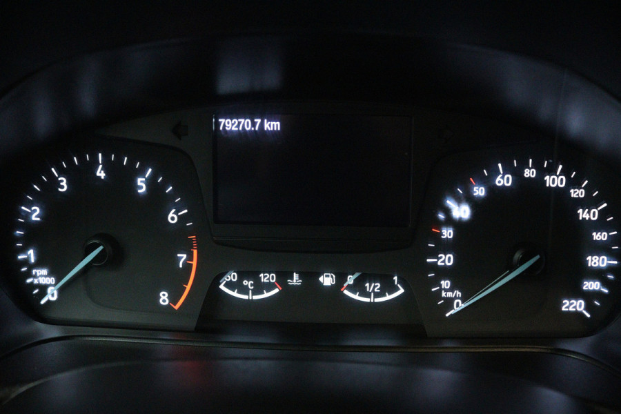 Ford Fiesta 1.0 EcoBoost ST-Line (CRUISE CONTROL, NAVIGATIE, PARKEERSENSOREN)