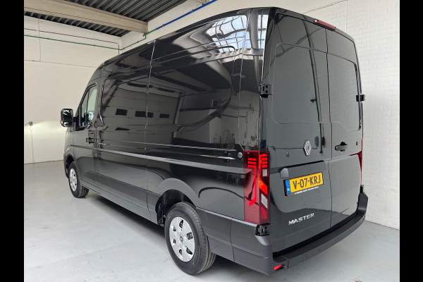 Renault Master NIEUW (MODEL) DEMO T35 2.0 dCi 130 L2H2 Start 3Persoons Zwart Metallic BPM VRIJ, ORIGINEEL NEDERLANDSE BUS!