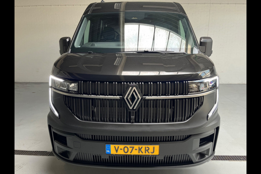 Renault Master NIEUW (MODEL) DEMO T35 2.0 dCi 130 L2H2 Start 3Persoons Zwart Metallic BPM VRIJ, ORIGINEEL NEDERLANDSE BUS!