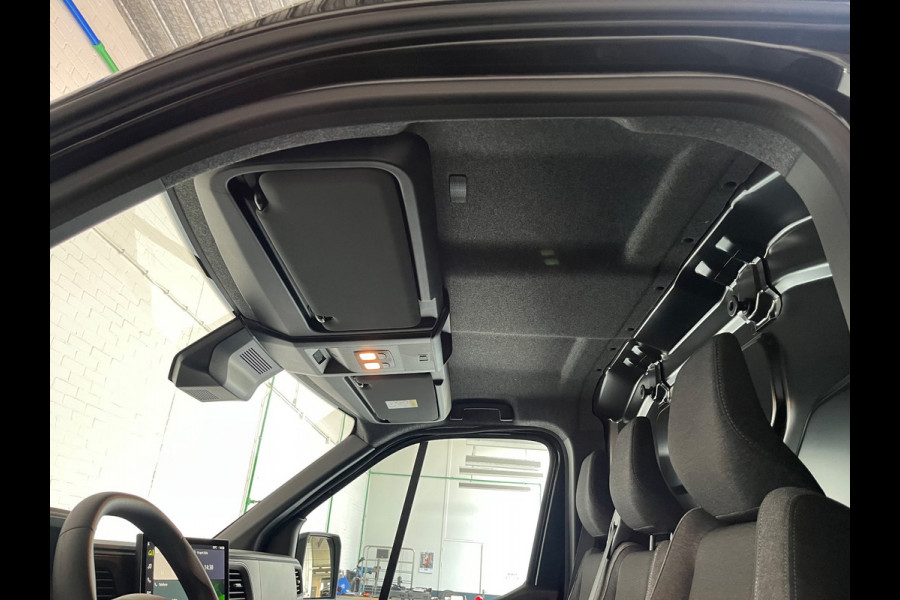 Renault Master NIEUW (MODEL) DEMO T35 2.0 dCi 130 L2H2 Start 3Persoons Zwart Metallic BPM VRIJ, ORIGINEEL NEDERLANDSE BUS!