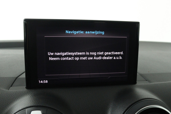 Audi Q2 30 TFSI S Edition (STOELVERWARMING, CRUISE CONTROL ADAPTIEF, NAVGATIE, PARKEERSENSOREN)