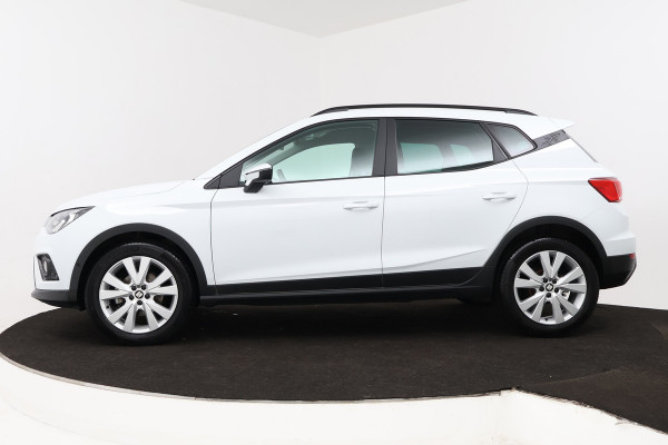 Seat Arona 1.0 TSI Style Business Intense (ACHTERUITRIJCAMERA, CRUISE ADAPTIEF, CARPLAY, PARKEERSENSOREN)