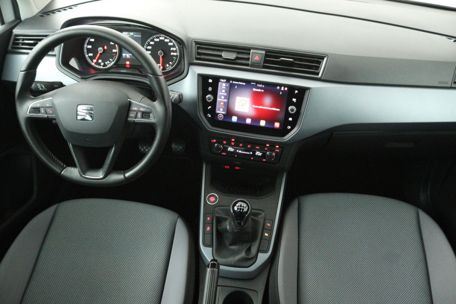 Seat Arona 1.0 TSI Style Business Intense (ACHTERUITRIJCAMERA, CRUISE ADAPTIEF, CARPLAY, PARKEERSENSOREN)