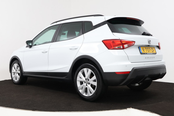 Seat Arona 1.0 TSI Style Business Intense (ACHTERUITRIJCAMERA, CRUISE ADAPTIEF, CARPLAY, PARKEERSENSOREN)