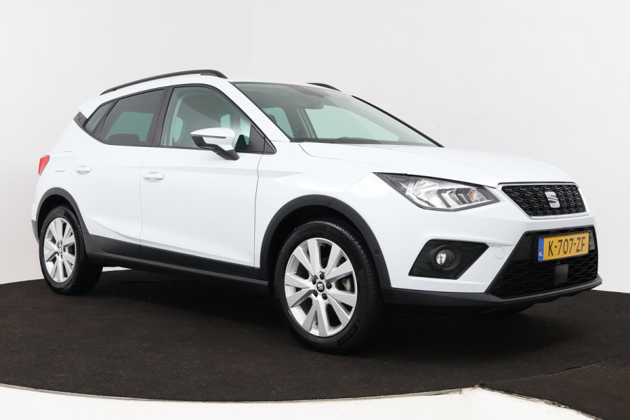 Seat Arona 1.0 TSI Style Business Intense (ACHTERUITRIJCAMERA, CRUISE ADAPTIEF, CARPLAY, PARKEERSENSOREN)