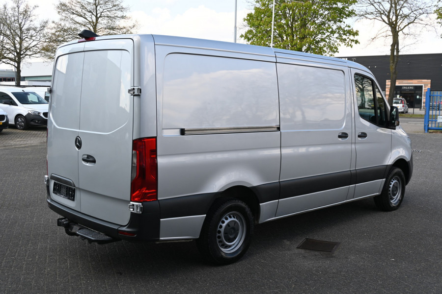 Mercedes-Benz Sprinter 315 CDI L2H1 RWD Geveerde stoel, Camera, Trekhaak