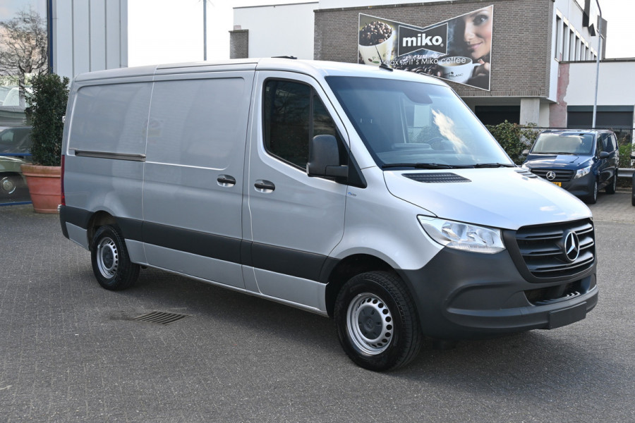 Mercedes-Benz Sprinter 315 CDI L2H1 RWD Geveerde stoel, Camera, Trekhaak