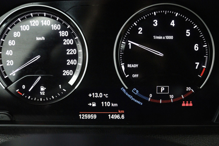 BMW 1-serie 118i Corporate Lease Executive (NAVIGATIE, CRUISE CONTROL, PARKEERSENSOREN, BLUETOOTH)