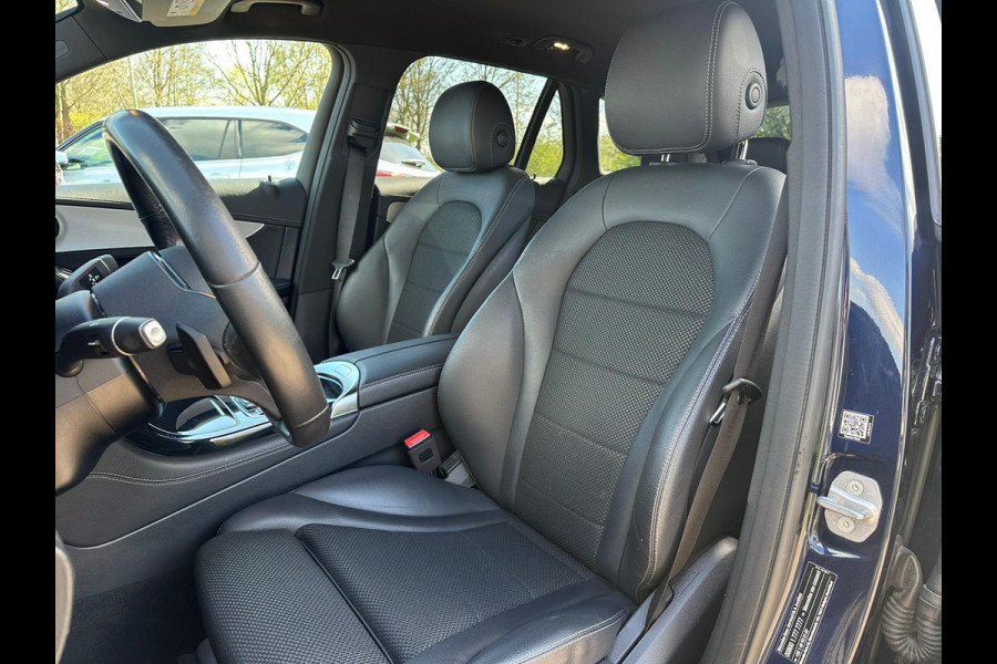 Mercedes-Benz GLC 300e 4MATIC Business Solution | PHEV | 320pk | Plug-in Hybride | Achteruitrijcamera | Navigatie | Half leder