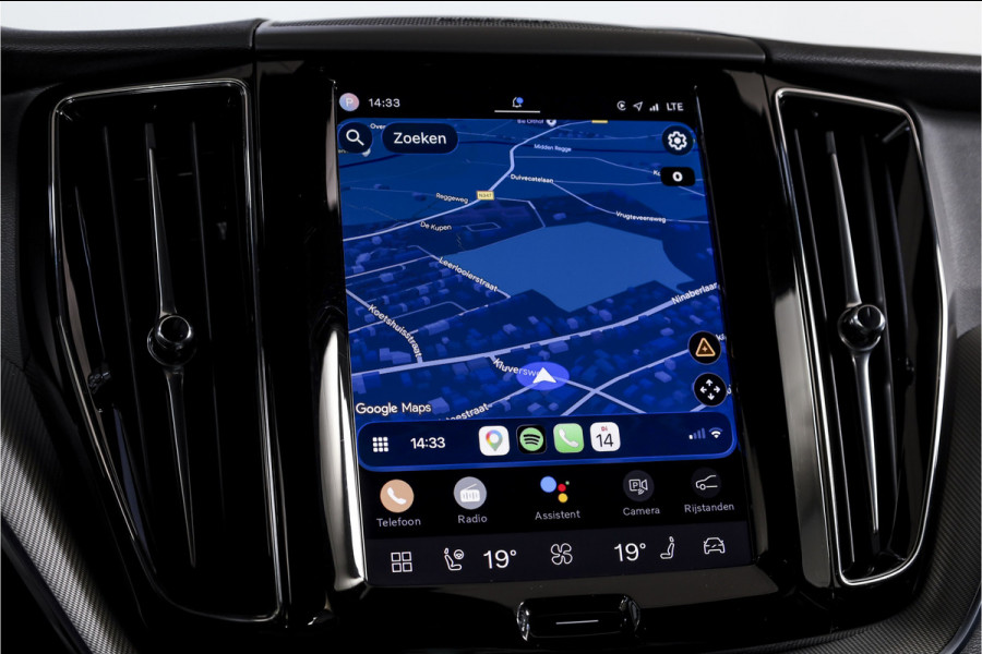 Volvo XC60 2.0 T8 Plug-in hybrid AWD Plus Dark | S/K-Panodak | Dig. Cockpit | Adapt. Cruise | Winterpakket | PDC | 360 Camera | NAV + App.Connect | ECC | Harman/Kardon | Elek. Klep | LM 19" | 9613