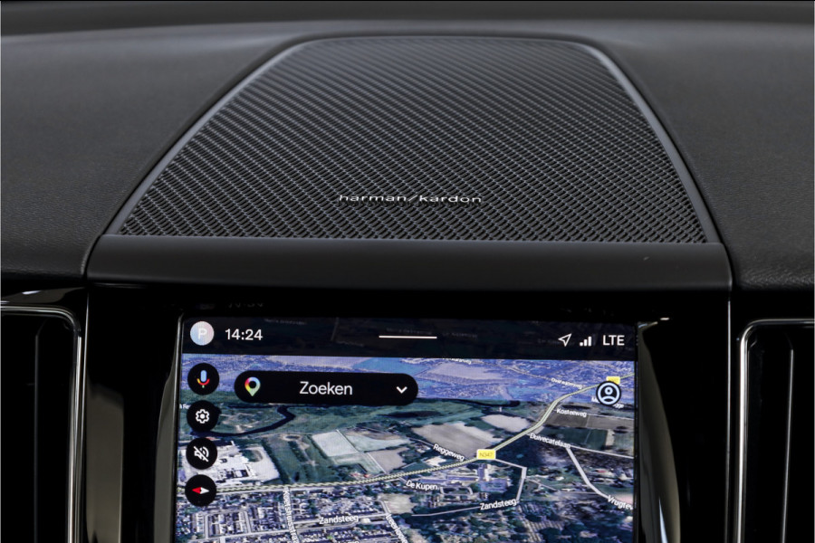 Volvo XC60 2.0 T8 Plug-in hybrid AWD Plus Dark | S/K-Panodak | Dig. Cockpit | Adapt. Cruise | Winterpakket | PDC | 360 Camera | NAV + App.Connect | ECC | Harman/Kardon | Elek. Klep | LM 19" | 9613