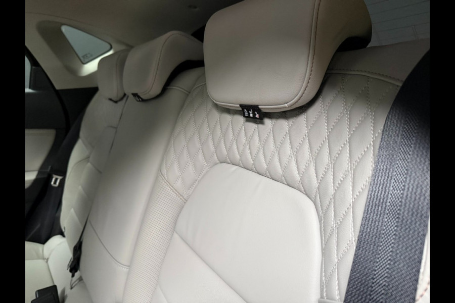 Renault Captur 1.3Tce 113kw 155pk Initiale Leer Panorama Trekhaak alle opties