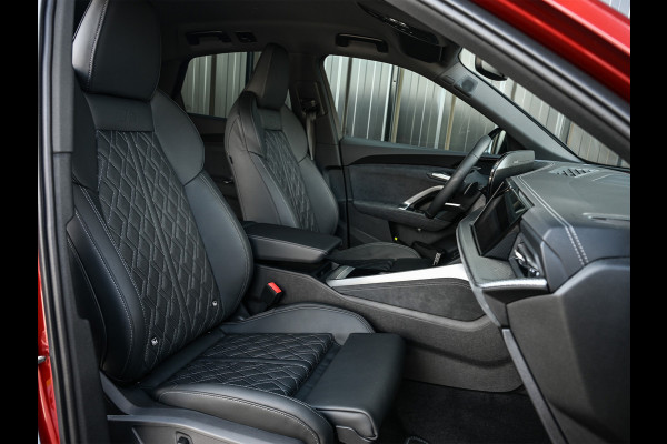 Audi Q5 Sportback 2.0 TFSI e-hybrid quattro S edition Competition 367pk | Stoel massage | Tech pro | Luchtvering | 5jaar fabrieksgarantie | Trekhaak | B&O sound | Head-up | Adaptive cruise | 360 camera | Passagiers display