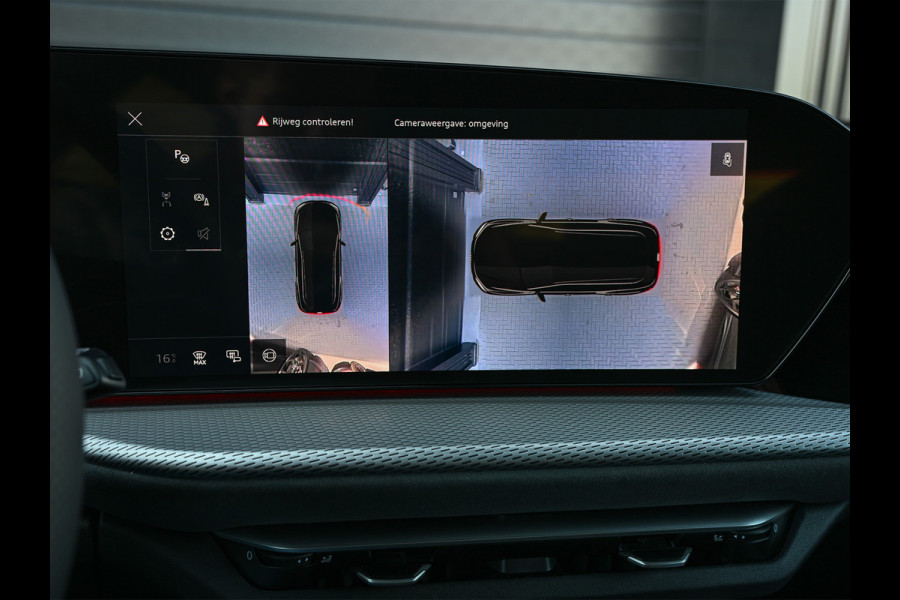 Audi Q5 Sportback 2.0 TFSI e-hybrid quattro S edition Competition 367pk | Stoel massage | Tech pro | Luchtvering | 5jaar fabrieksgarantie | Trekhaak | B&O sound | Head-up | Adaptive cruise | 360 camera | Passagiers display