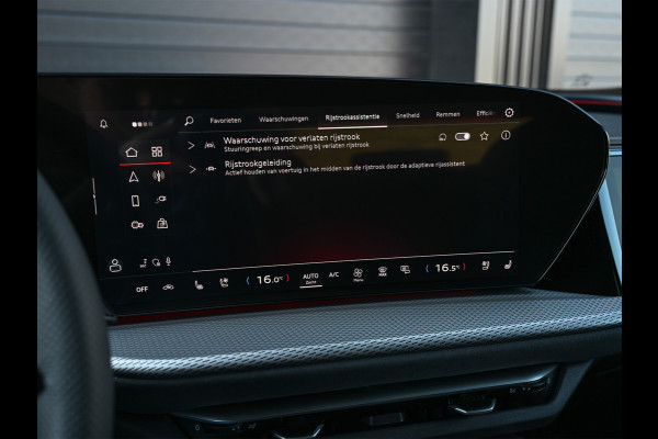 Audi Q5 Sportback 2.0 TFSI e-hybrid quattro S edition Competition 367pk | Stoel massage | Tech pro | Luchtvering | 5jaar fabrieksgarantie | Trekhaak | B&O sound | Head-up | Adaptive cruise | 360 camera | Passagiers display