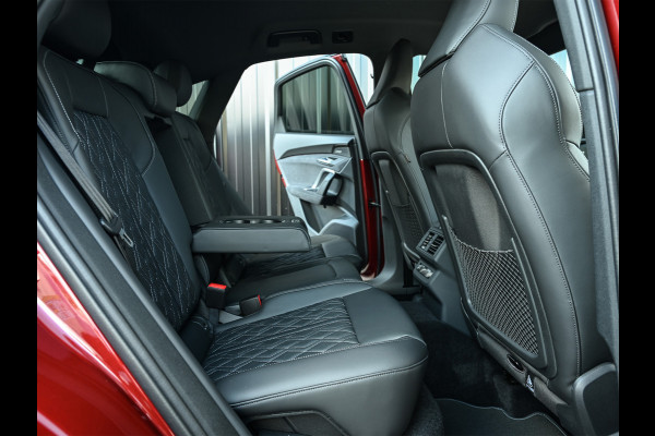 Audi Q5 Sportback 2.0 TFSI e-hybrid quattro S edition Competition 367pk | Stoel massage | Tech pro | Luchtvering | 5jaar fabrieksgarantie | Trekhaak | B&O sound | Head-up | Adaptive cruise | 360 camera | Passagiers display