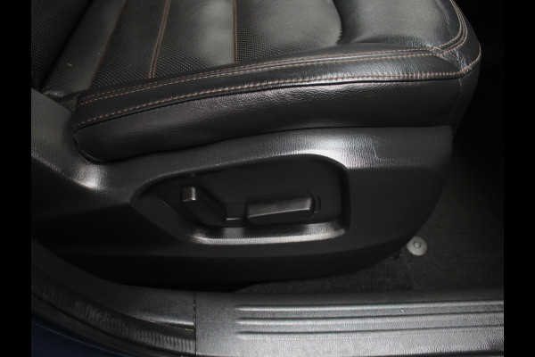 Mazda CX-5 2.0 SkyActiv-G 165 Business Comfort CAMERA | CLIMATE | STUUR/STOELVERW | AFNTRHAAK | LED | NAVI | CARPLAY | LMV17 | LEER | CRUIS