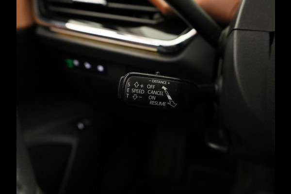 Škoda ENYAQ iV 80 Business Edition Plus 204pk | SOH 97% | Panoramadak | Lederen bekleding | Trekhaak | Adaptieve cruise controle