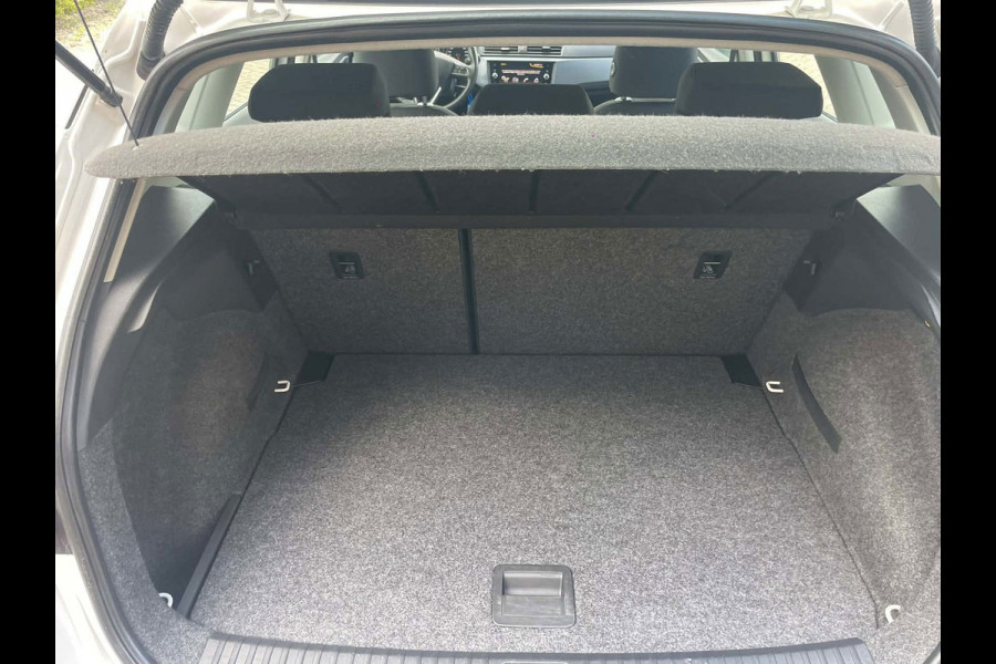 Seat Arona 1.0 TSI Style Launch Edition / carplay