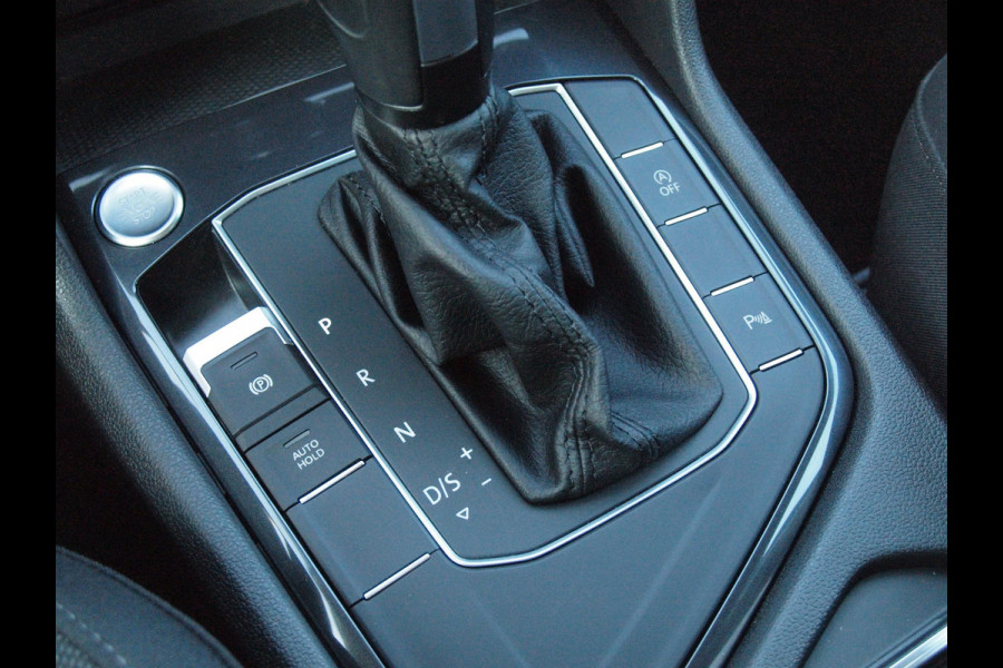 Volkswagen Tiguan 1.5 TSI Allspace | Trekhaak | Automaat | Cruise Control | Stoelverwarming |