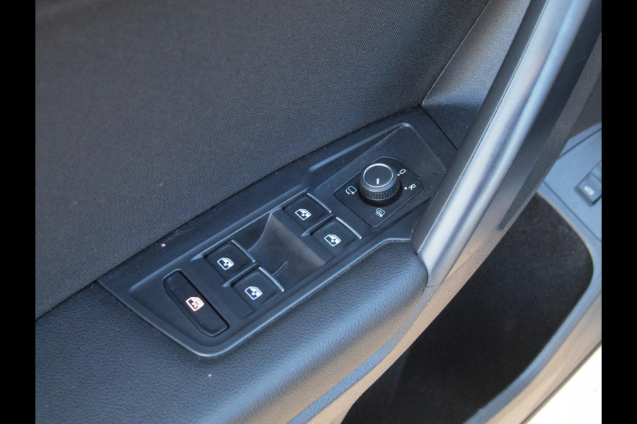 Volkswagen Tiguan 1.5 TSI Allspace | Trekhaak | Automaat | Cruise Control | Stoelverwarming |