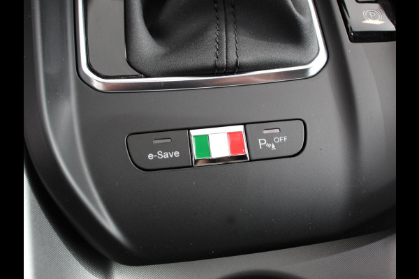Alfa Romeo Tonale 1.3T PHEV Ti Automaat 280 PK Climate control Adaptieve cruise control Parkeersensoren achter Camera Sfeerverlichting Navigatie Apple Carplay/ Android Auto