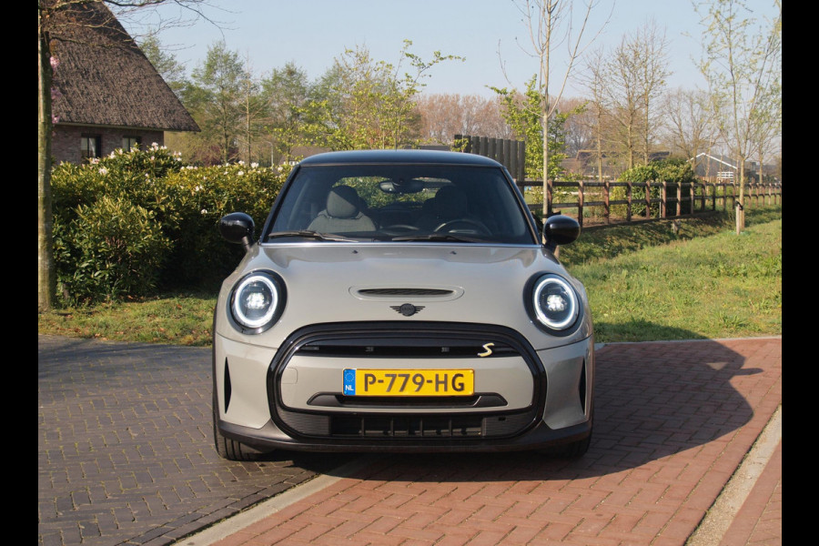 MINI Mini Electric Classic 33 kWh | Apple Carplay | Cruise Control | Parkeersensoren | NL-Auto |