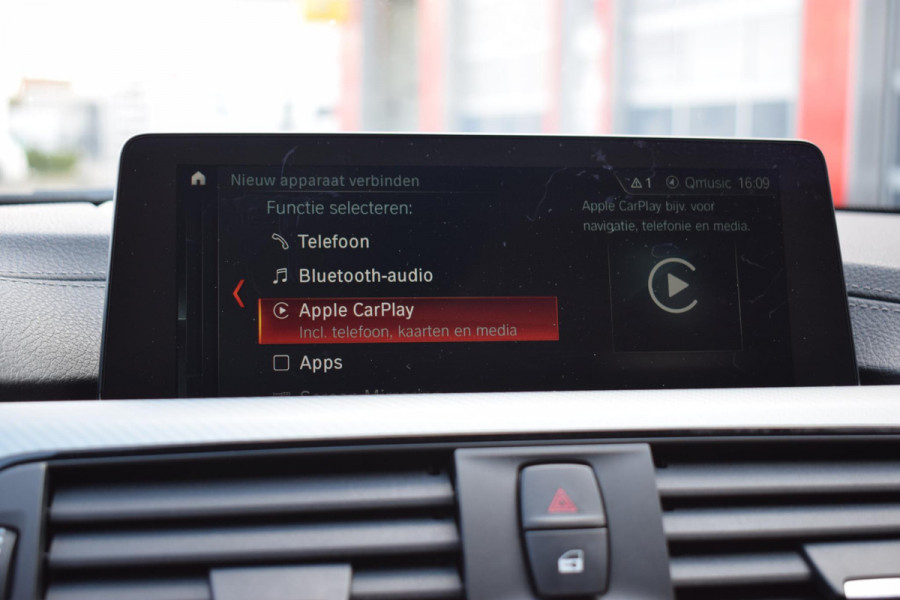 BMW 3 Serie Touring 320i M Sport Edition | Apple CarPlay | Leer | H/K | Stoelverwarming