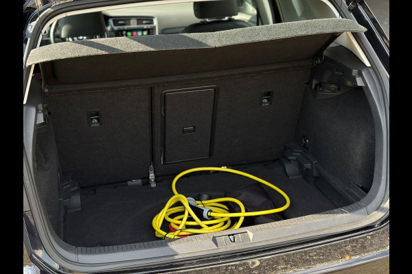 Volkswagen e-Golf | Leder, Navi, Apple Carplay, ACC, Stoelverw., PDC | NAP |