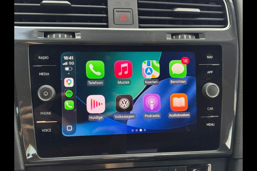 Volkswagen e-Golf | Leder, Navi, Apple Carplay, ACC, Stoelverw., PDC | NAP |