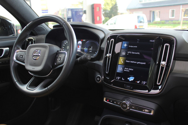 Volvo XC40 1.5 T5 Recharge Inscription Expression | 1e Eig. | Panorama | Trekhaak | BLIS