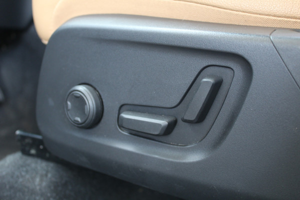 Volvo XC40 1.5 T5 Recharge Inscription Expression | 1e Eig. | Panorama | Trekhaak | BLIS