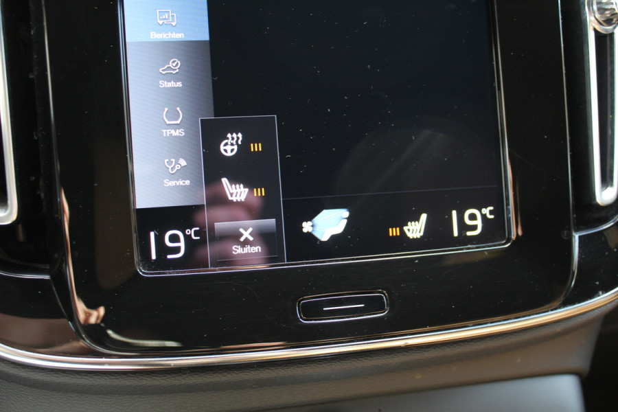 Volvo XC40 1.5 T5 Recharge Inscription Expression | 1e Eig. | Panorama | Trekhaak | BLIS