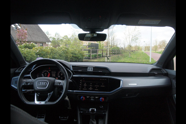 Audi Q3 35 TFSI S-Line edition | Apple Carplay | Virtual Cockpit | Automaat | 20 inch | NL-Auto |