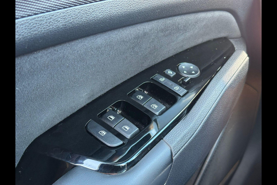 Kia Sportage 1.6 T-GDi Hybrid GT-PlusLine | Lederen Bekleding | Stoelverwarming V&A | Panorama | Harman Kardon | 360 Camera | Elektrische Klep | Navigatie |