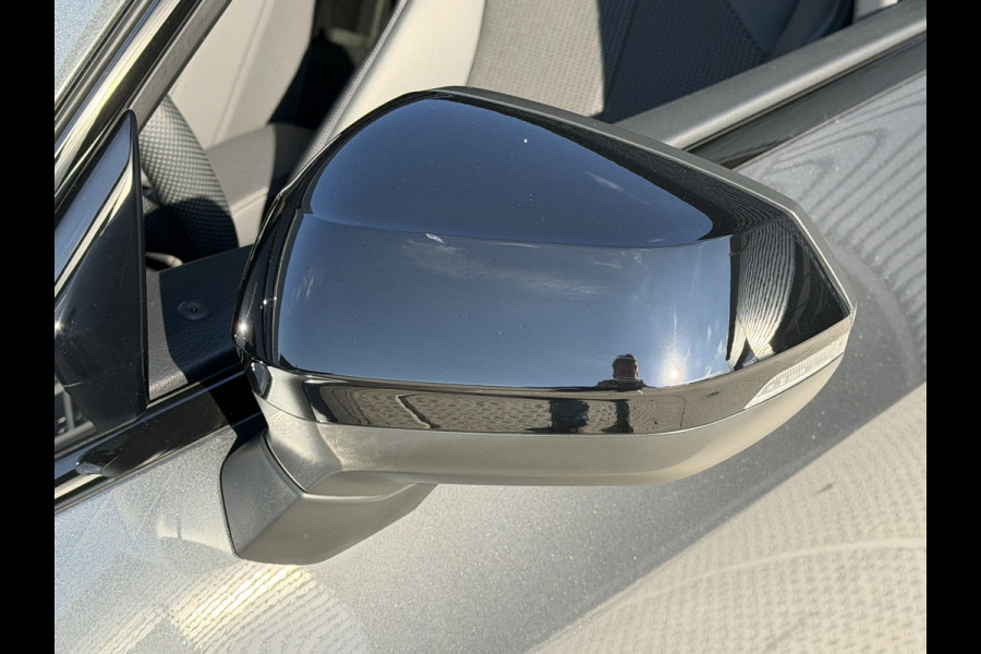 Audi Q3 Sportback 35 TFSI S Edition PANO DAK 20 INCH VELGEN