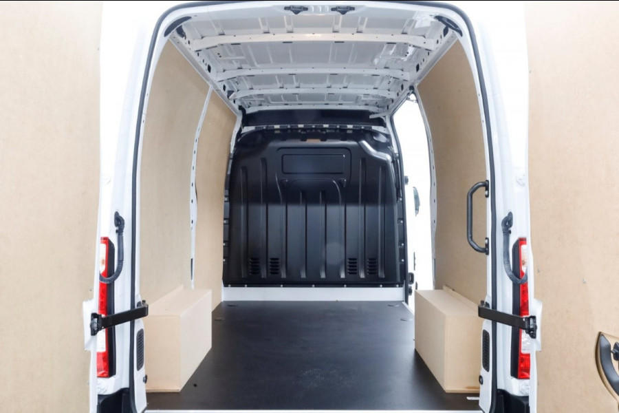 Renault Master T35 2.3 dCi 135pk L2H2 Comfort Airco/Navi NIEUW BPM-vrij 03-2023