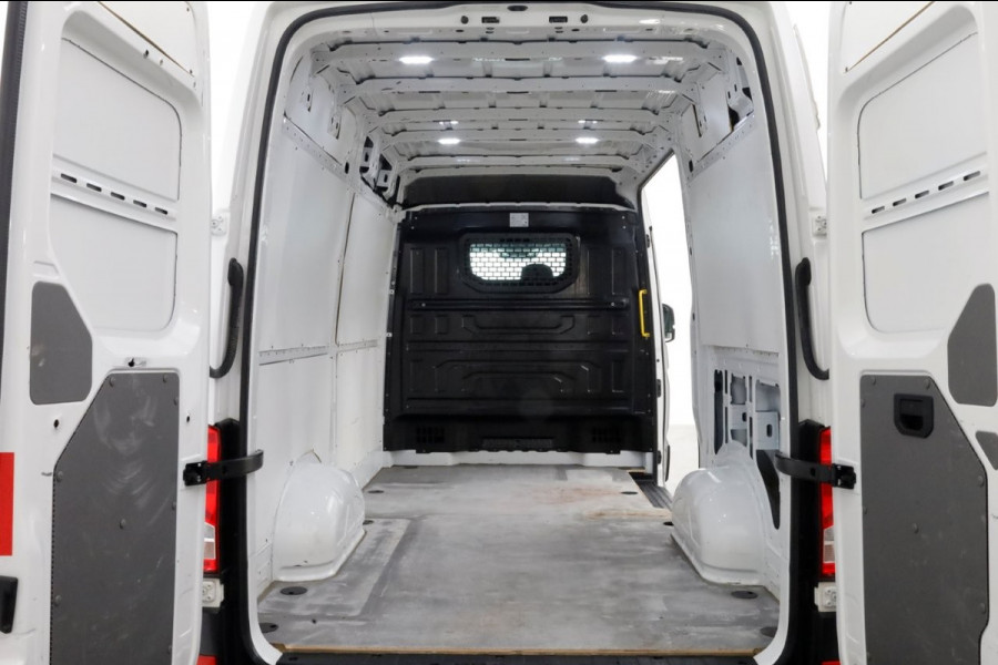 Volkswagen Crafter 35 2.0 TDI 140pk L3H3 (L2H2) LED/ACC/Camera 11-2020