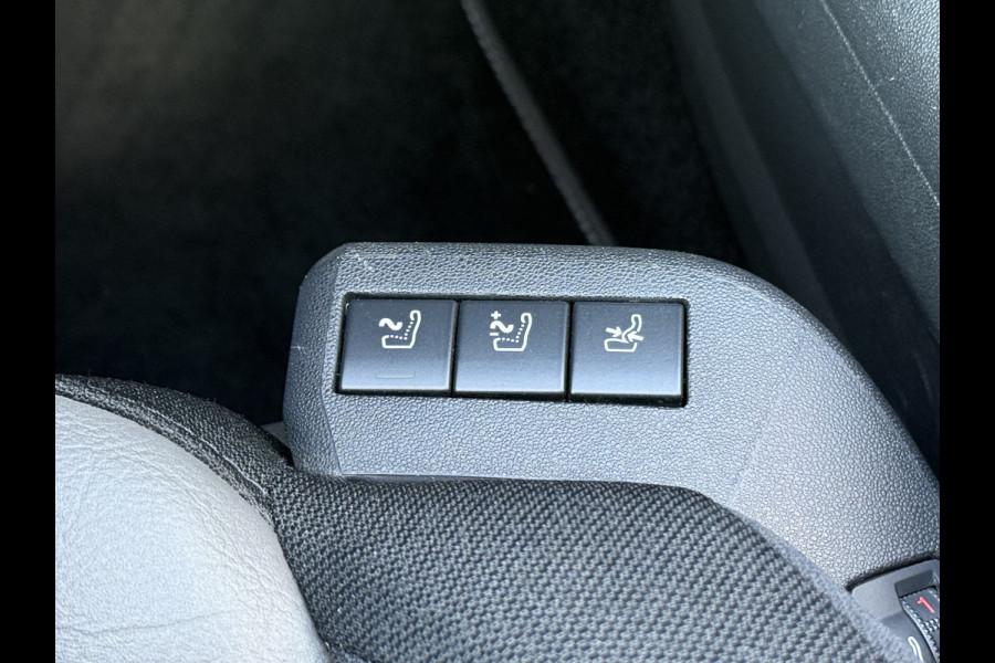 Citroën Grand C4 Spacetourer BWJ 2019 | 1.2T 131PK Business 7PERS | PANO DAK | TREKHAAK | CLIMA | NAVI | STOELVERW | PRIVACY GLASS | CARPLAY | MASSAGE STOEL