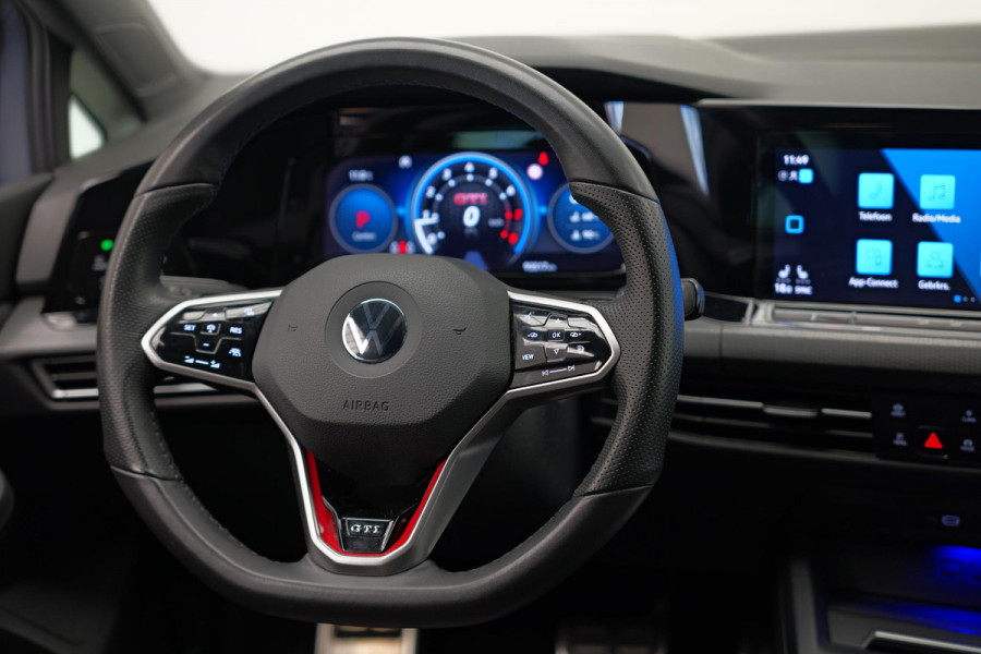 Volkswagen Golf 2.0 TSI GTI |Carplay|IQ.Light|Dodehoek|