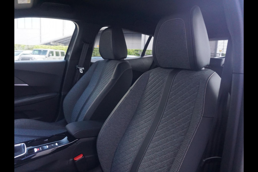 Peugeot 2008 1.2 TURBO 100 Allure 360 Camera