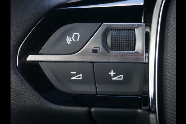 Peugeot 2008 1.2 TURBO 100 Allure 360 Camera