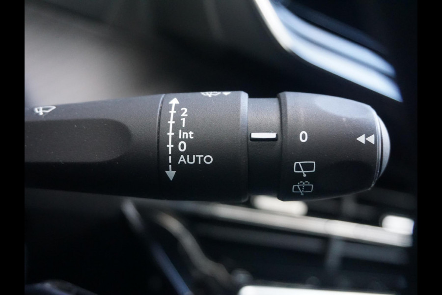 Peugeot 2008 1.2 TURBO 100 Allure 360 Camera