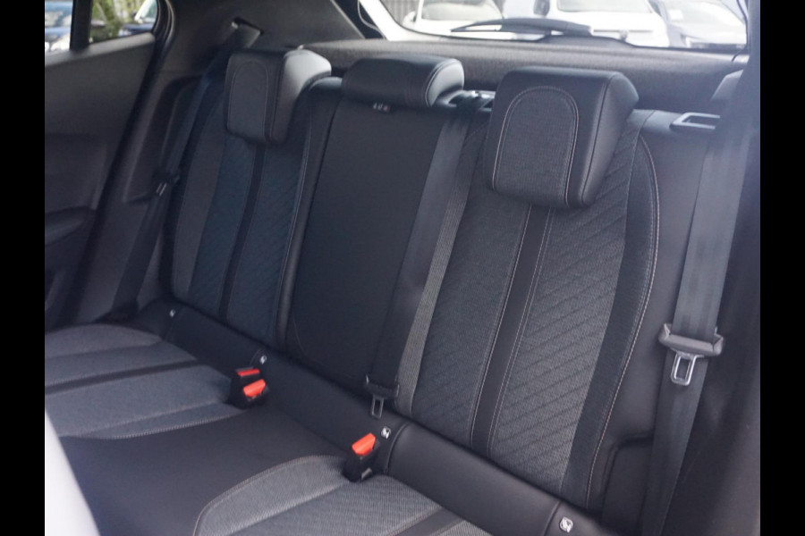 Peugeot 2008 1.2 TURBO 100 Allure 360 Camera