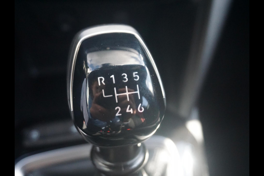 Opel Corsa 1.2 Turbo Yes Winterpakket | All season banden