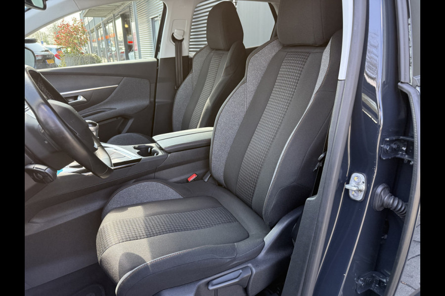 Peugeot 3008 BWJ 2019 | 1.2T 131PK Executive | TREKHAAK | CLIMA | NAVI | CARPLAY | PDC | PRIVACY GLASS | 17'' LMV